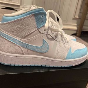 Custom Nike Air Jordan 1 Mid